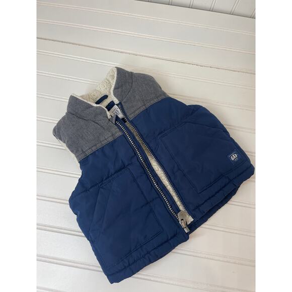 Agabang & Gap Pullover & Collared Sweater & Full Zip Vest Boys Bundle Size 12-18 - Picture 5 of 8